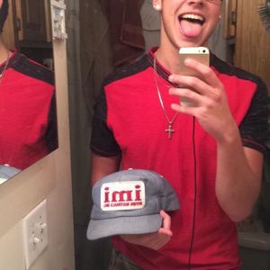 Meet your Posher, Cory